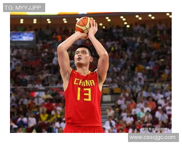 姚明球迷热情签字活动掀起篮球热潮共同见证传奇时刻