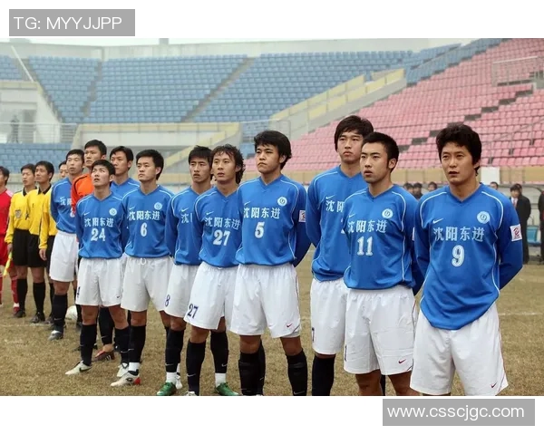 带通的足球明星如何在赛场上展现个人魅力与团队协作的完美结合