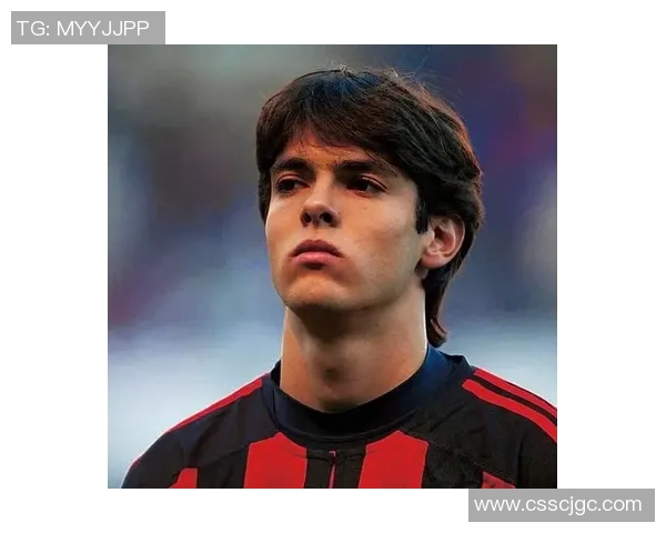 足球场上的传奇风采最厉害的足球明星头像大赏 足球场上的传奇风采最厉害的足球明星头像大赏