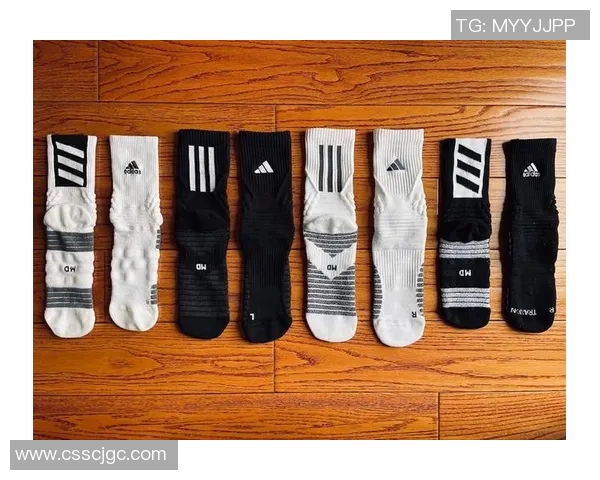 篮球袜与篮球明星的完美搭配助力运动表现提升的秘密探讨